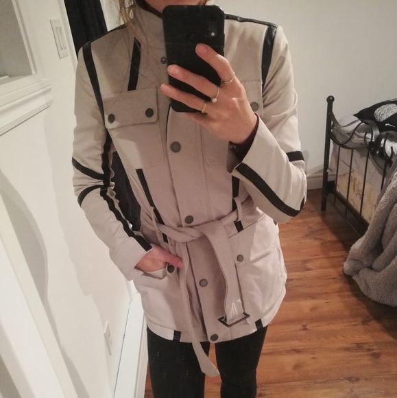 Coat - Picture 1 of 3